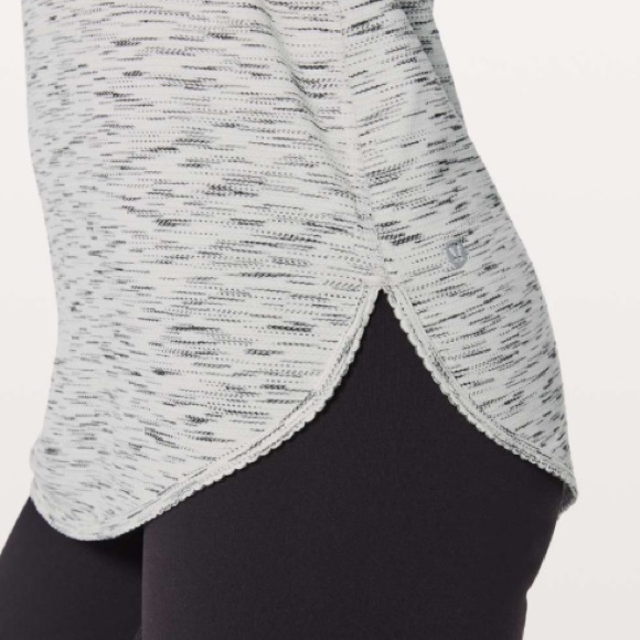 Lululemon 105 F Singlet in Tiger Space Dye Black White - Picture 3 of 7